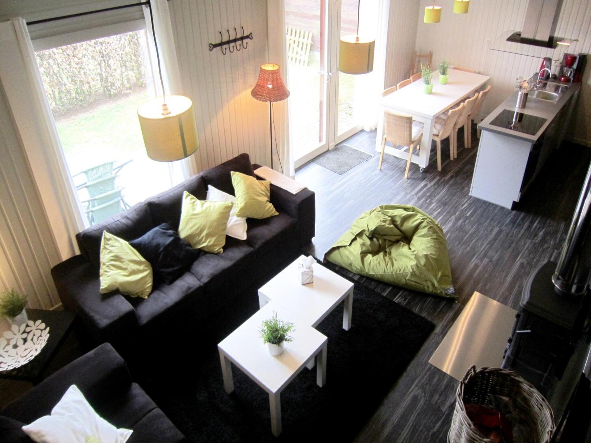 Boutique Chalet In B Llingen Near Lake Wirtzfeld Exterior foto
